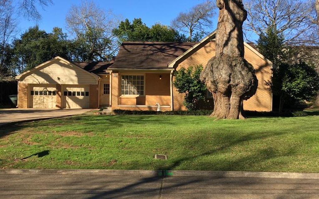 0.5 acres, Nacogdoches, TX, Property ID 10365098 Land and Farm