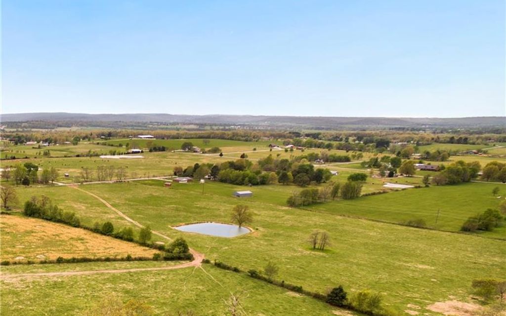 8.02 acres, Prairie Grove, AR, Property ID 10371520 Land and Farm