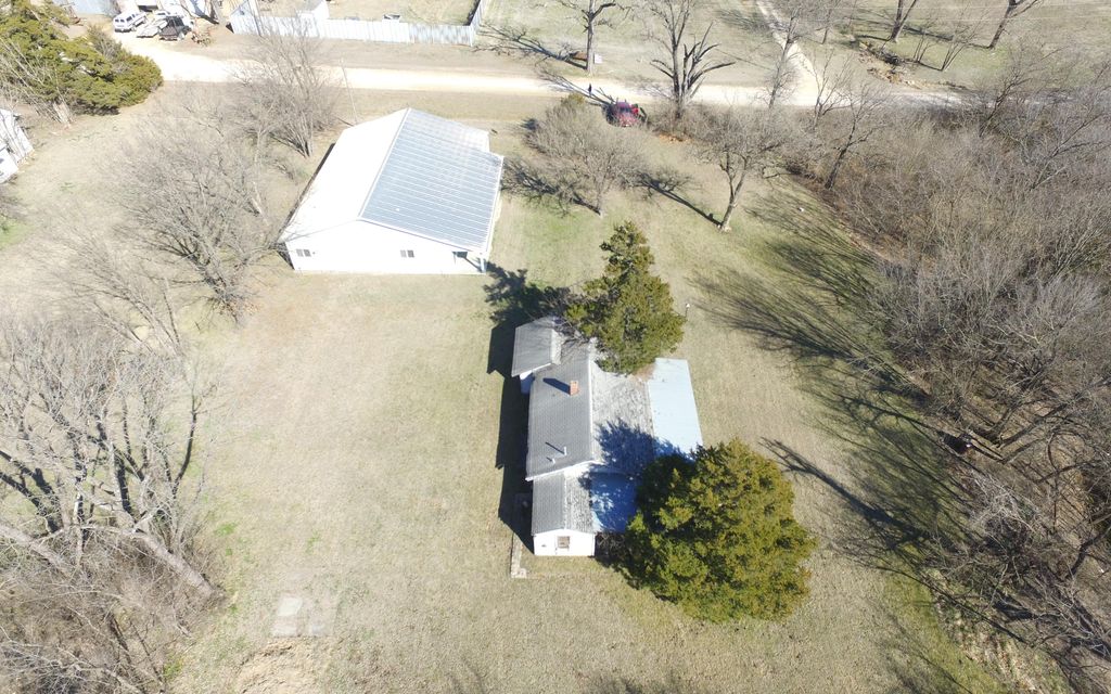 2 acres, Chautauqua, KS, Property ID 10403936 Land and Farm