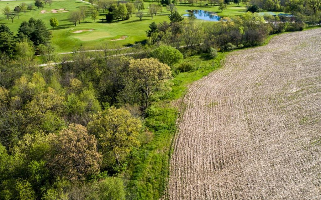 6.43 acres, Aledo, IL, Property ID 10407231 Land and Farm