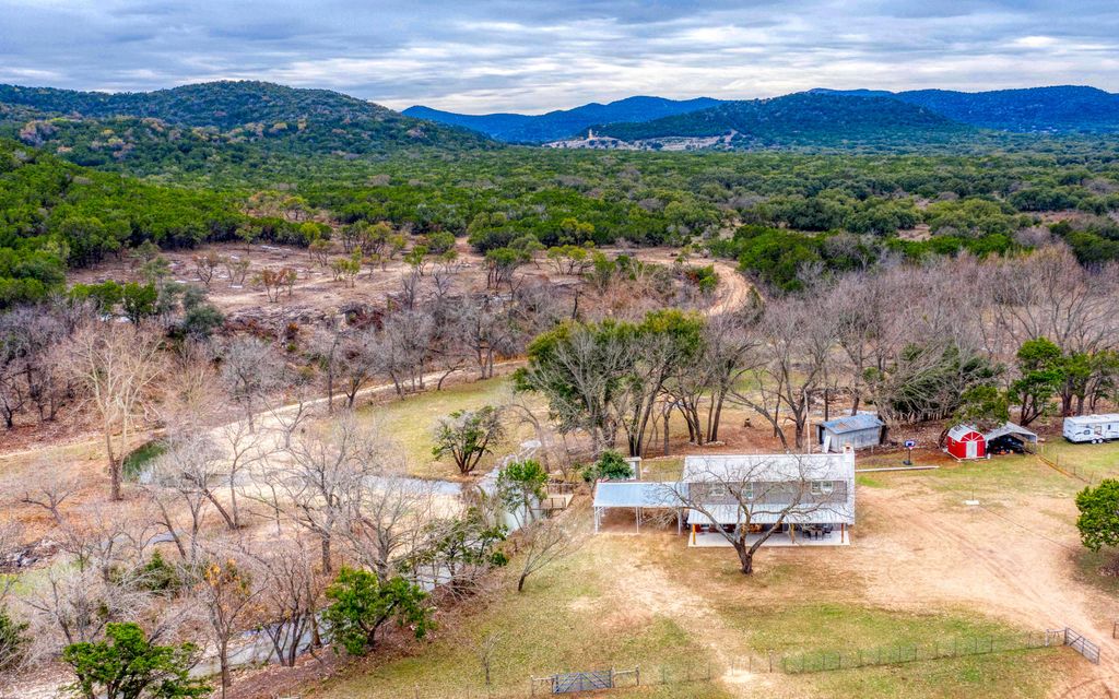 30 acres, Camp Wood, TX, Property ID 10411008 Land and Farm