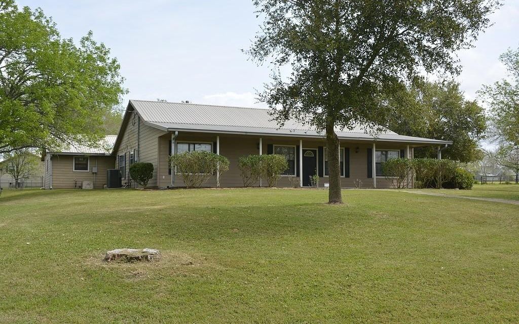 4.42 acres, Ellinger, TX, Property ID 10415250 Land and Farm