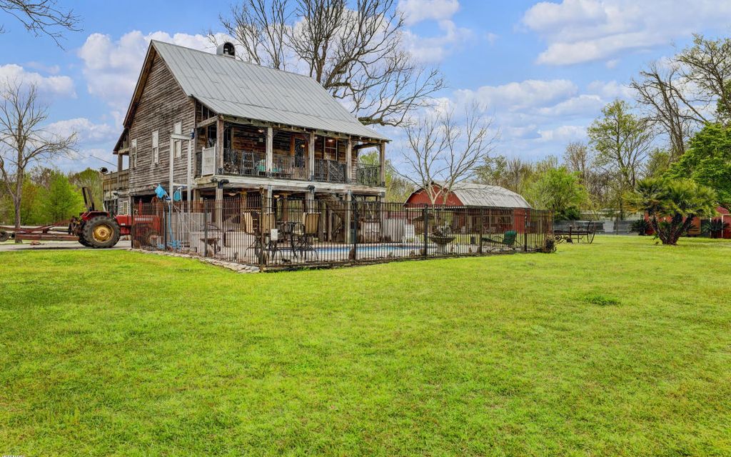 11.02 acres, Breaux Bridge, LA, Property ID 10435814 Land and Farm