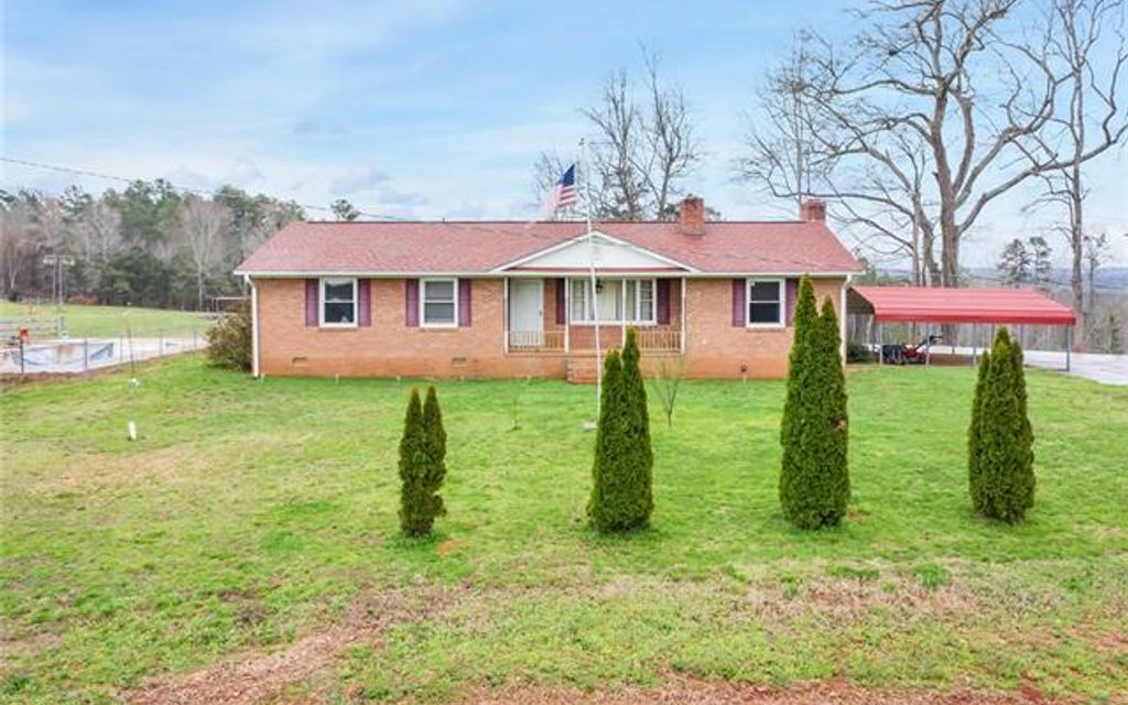 10 acres, Sharon, SC, Property ID 10436072 Land and Farm