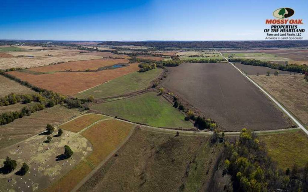 160 acres, Cedar Vale, KS, Property ID 10483704 Land and Farm