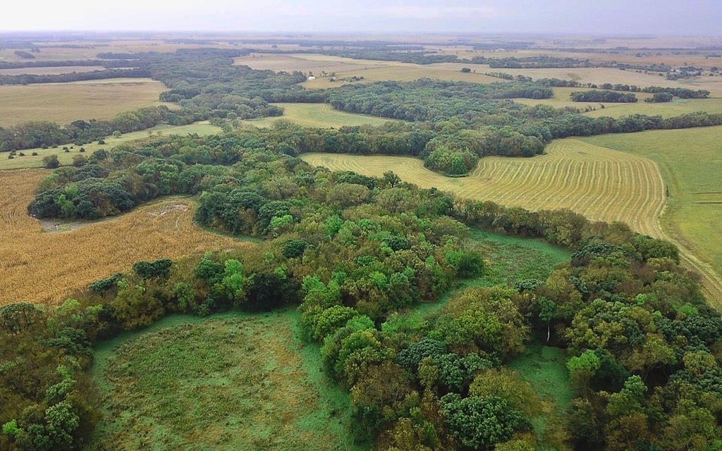 560 acres, Burr Oak, KS, Property ID 10025399 Land and Farm