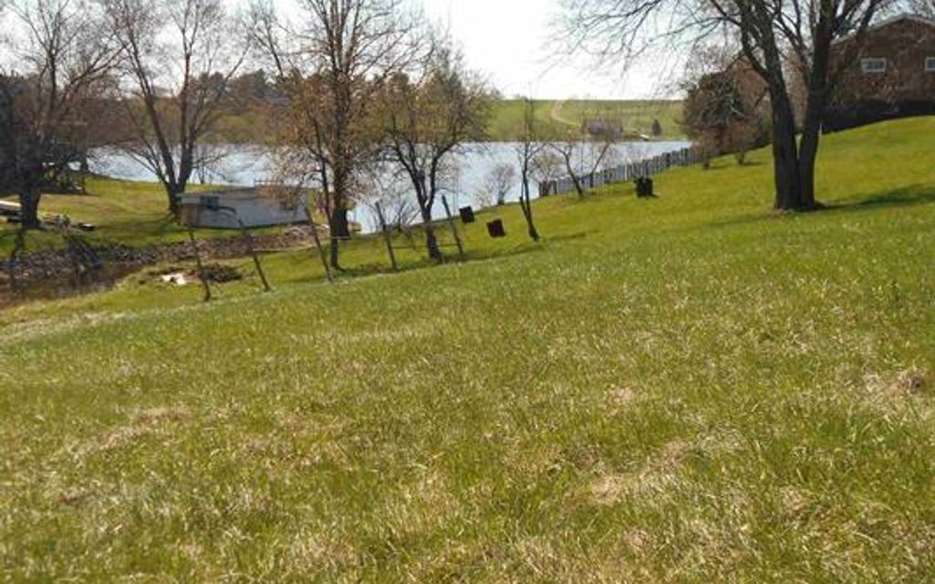 0.5 acres, Avon, IL, Property ID 10532296 Land and Farm