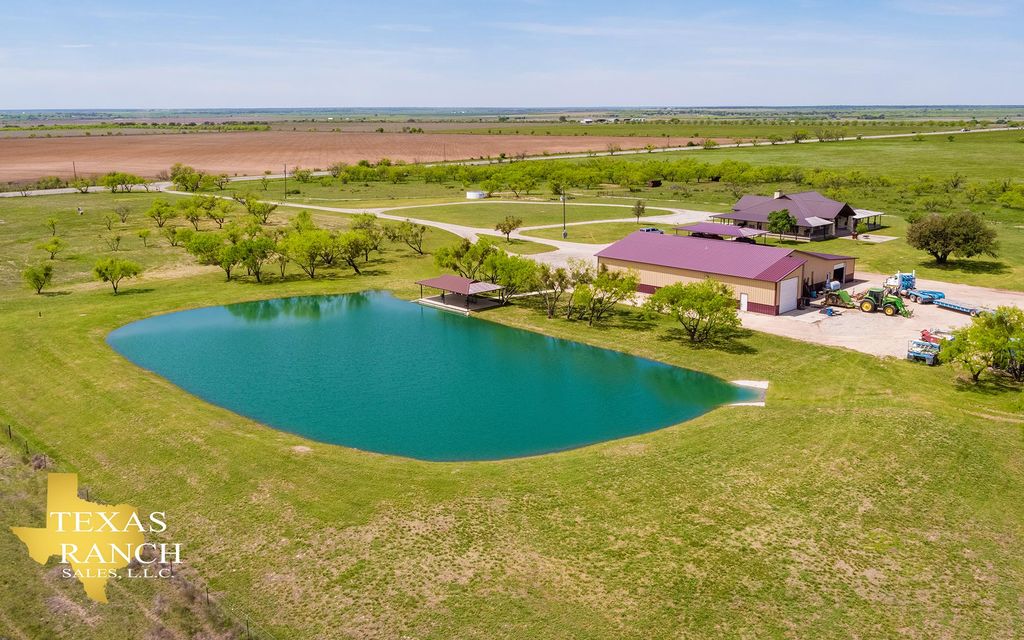 362 acres, Melvin, TX, Property ID 10556421 Land and Farm