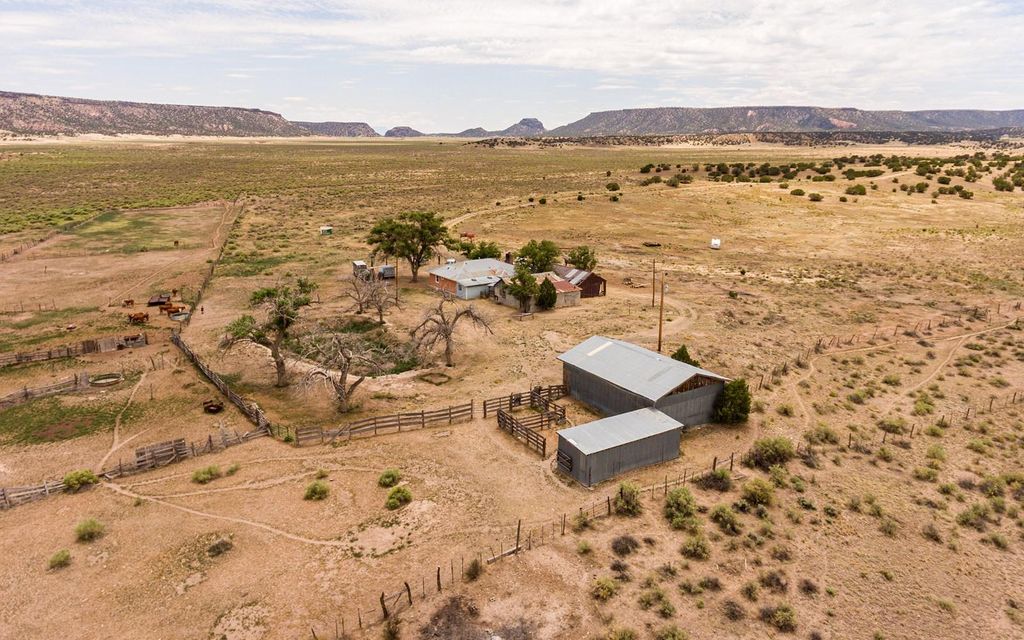 5739 acres, Los Lunas, NM, Property ID 10563824 Land and Farm