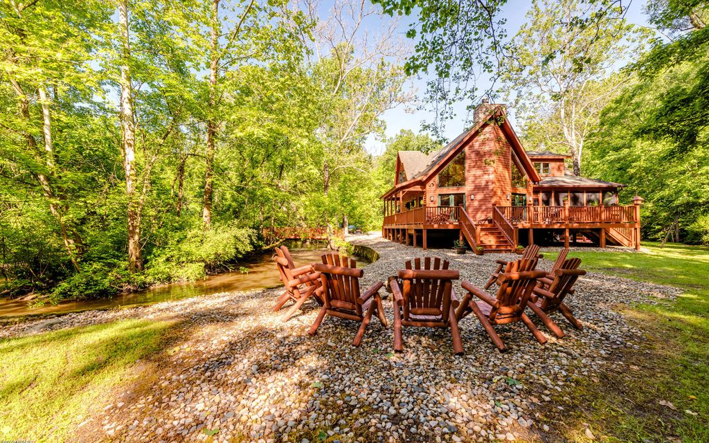 100 acres, Eau Claire, MI, Property ID 10575972 Land and Farm