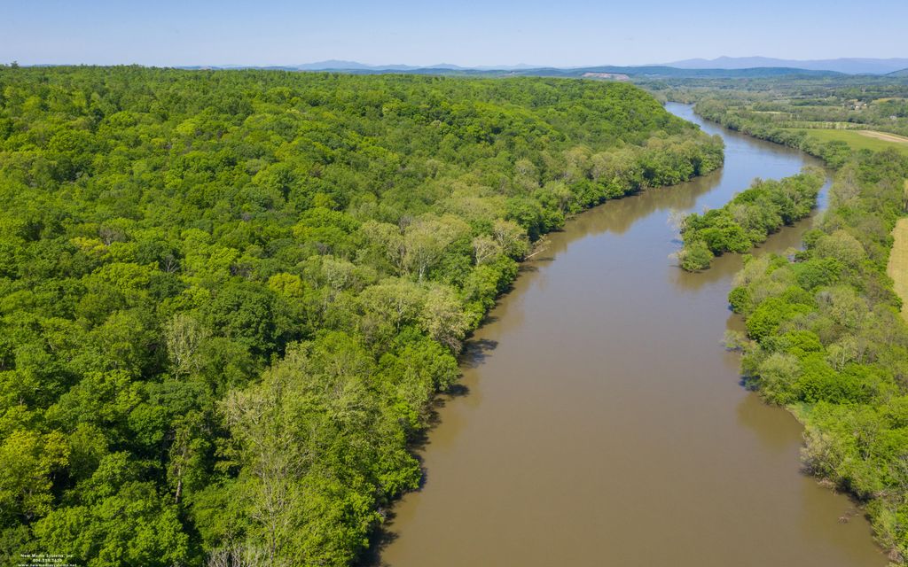 2524 acres, Wingina, VA, Property ID 10458878 Land and Farm