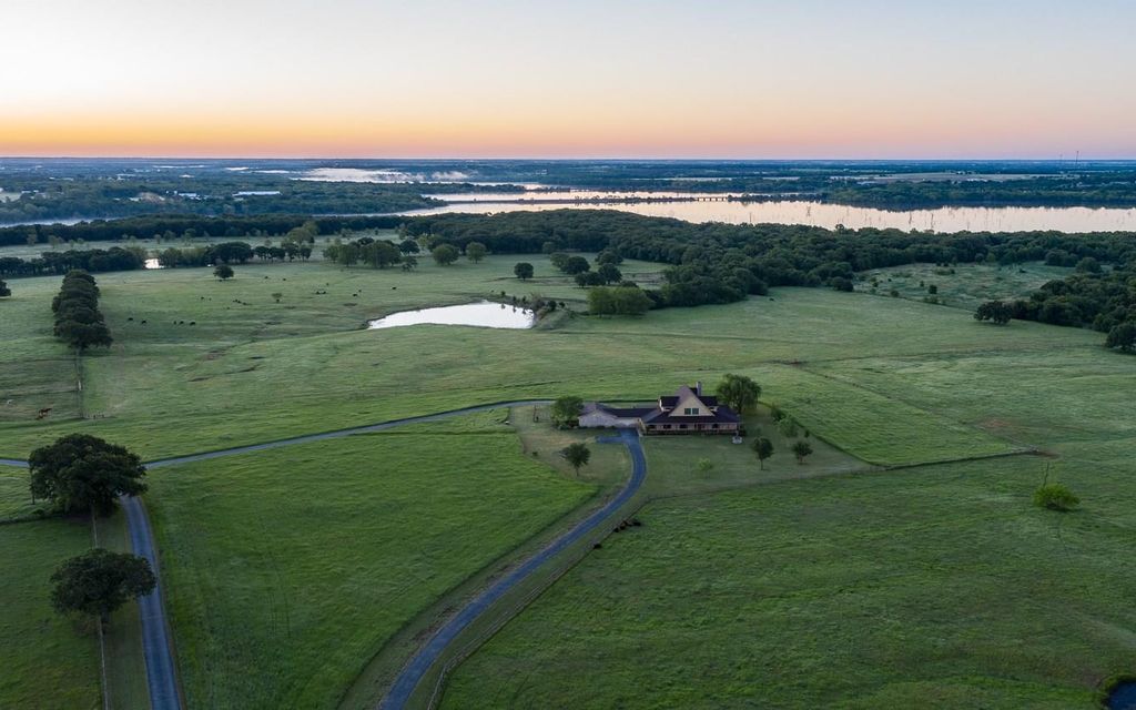 50 acres, Collinsville, TX, Property ID 10330444 Land and Farm