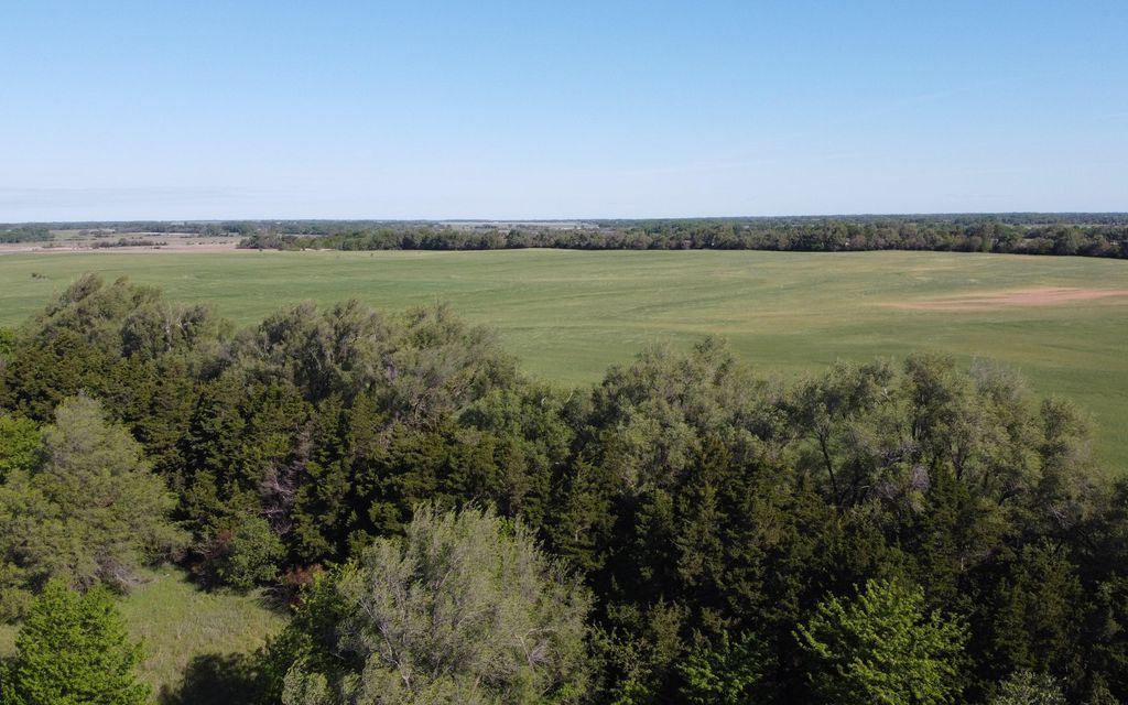 148 acres, Turon, KS, Property ID 9444253 Land and Farm