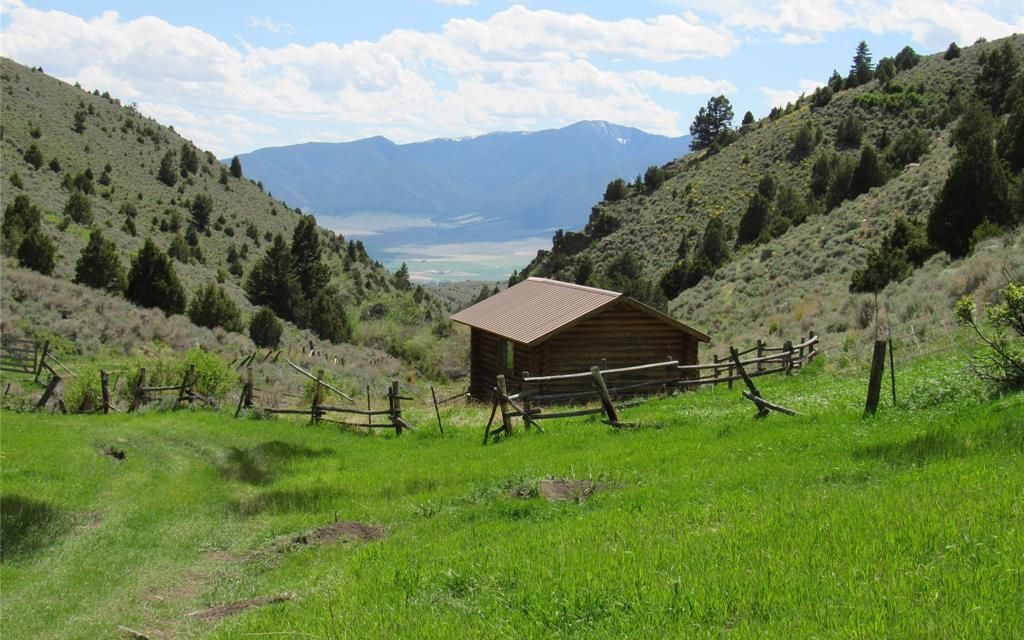318 acres, Sheridan, MT, Property ID 10662429 Land and Farm