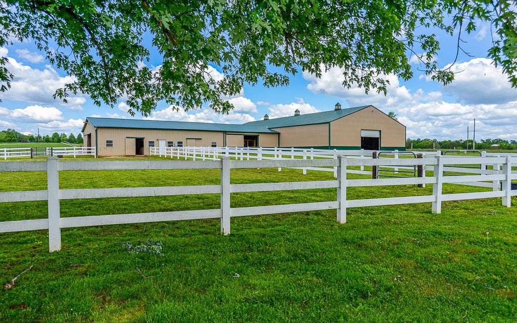 11.3 acres, Shelbyville, TN, Property ID 10247460 Land and Farm