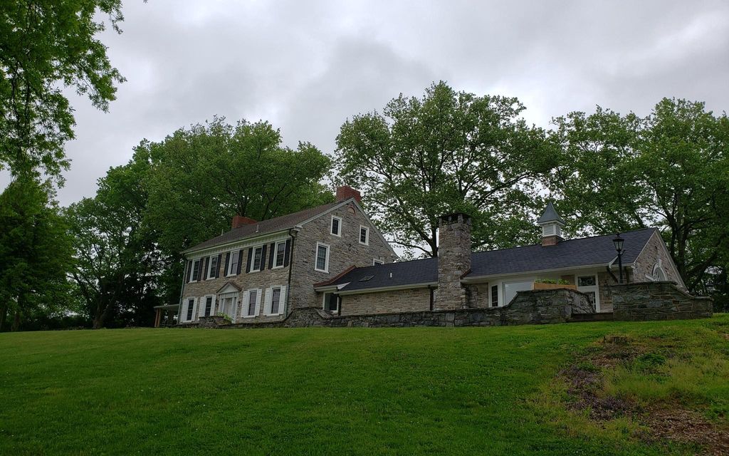 11.22 acres, Womelsdorf, PA, Property ID 10703515 Land and Farm