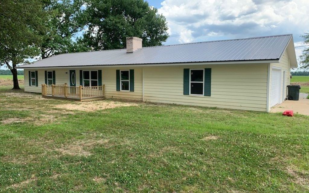 1 acre, Greenwood, MS, Property ID 10704859 Land and Farm