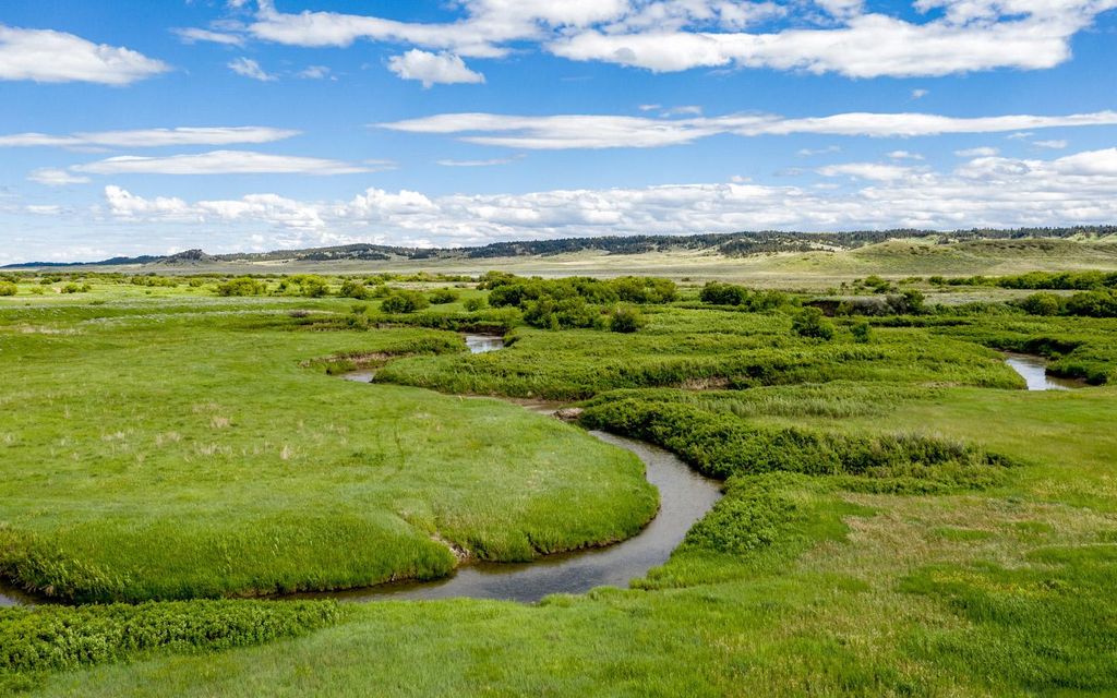 34665 acres, Grass Range, MT, Property ID 3551792 Land and Farm