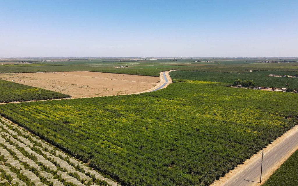 182.5 acres, Hanford, CA, Property ID 9598277 Land and Farm