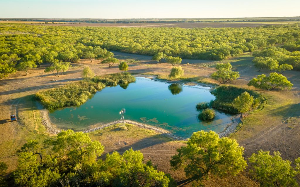 165.8 acres, Uvalde, TX, Property ID 11692339 Land and Farm