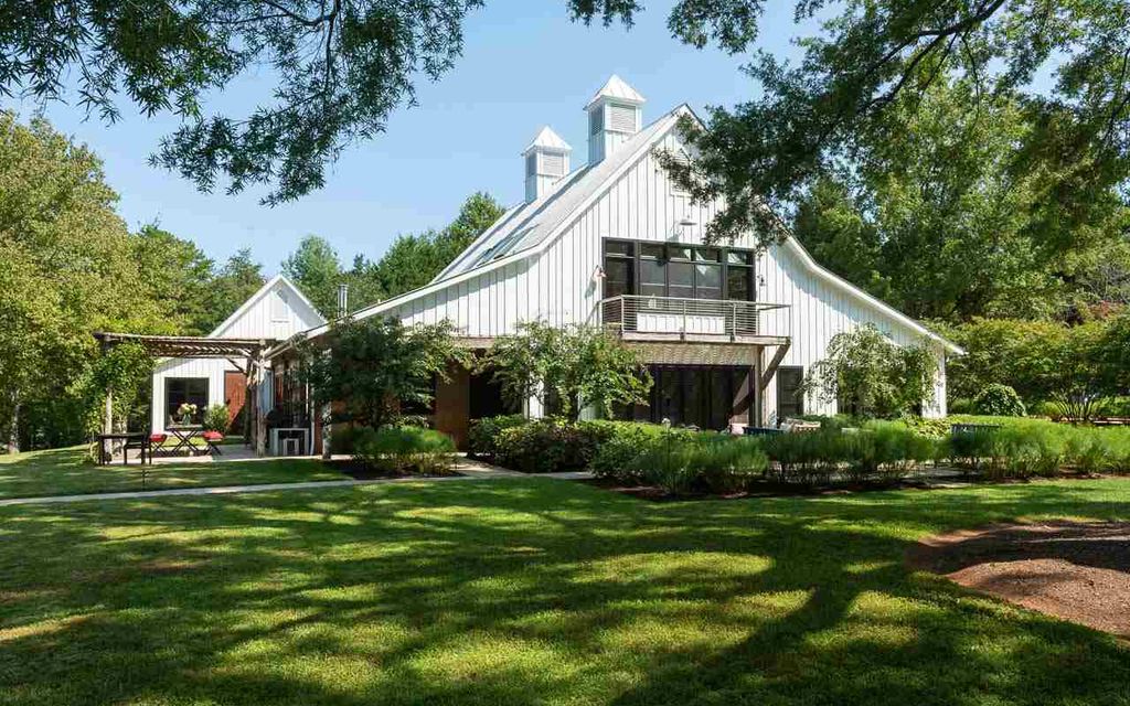 64 54 Acres Charlottesville Va Property Id 11712214 Land And Farm