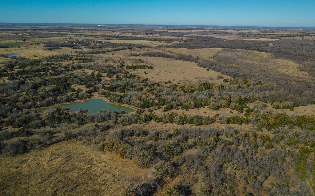 364 acres, Frost, TX, Property ID 12048278 Land and Farm