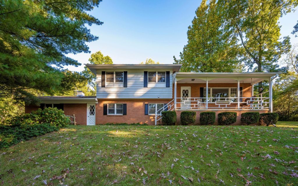 27.57 acres, Hagerstown, MD, Property ID 12263276 Land and Farm