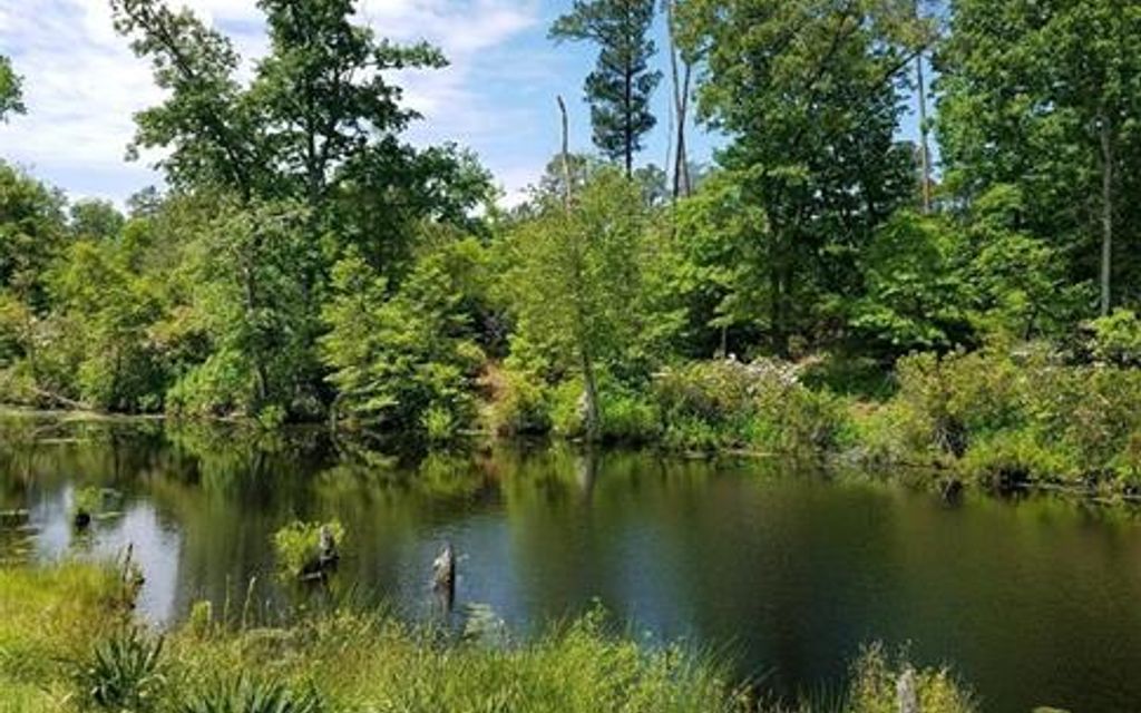 2.5 acres, Topping, VA, Property ID 13363538 Land and Farm