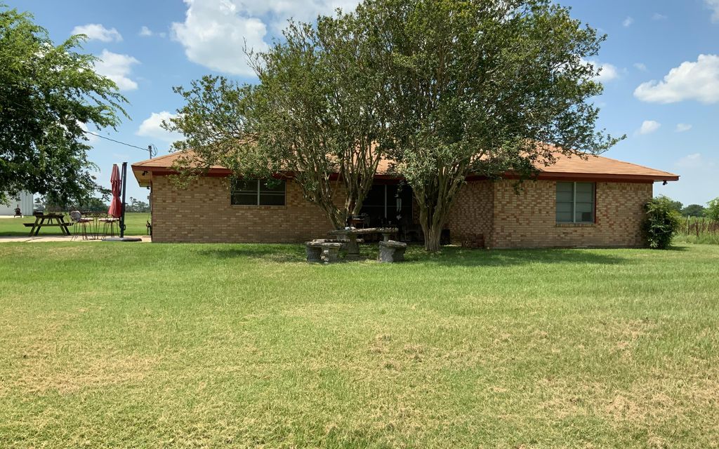 21 acres, Bedias, TX, Property ID 13813480 Land and Farm