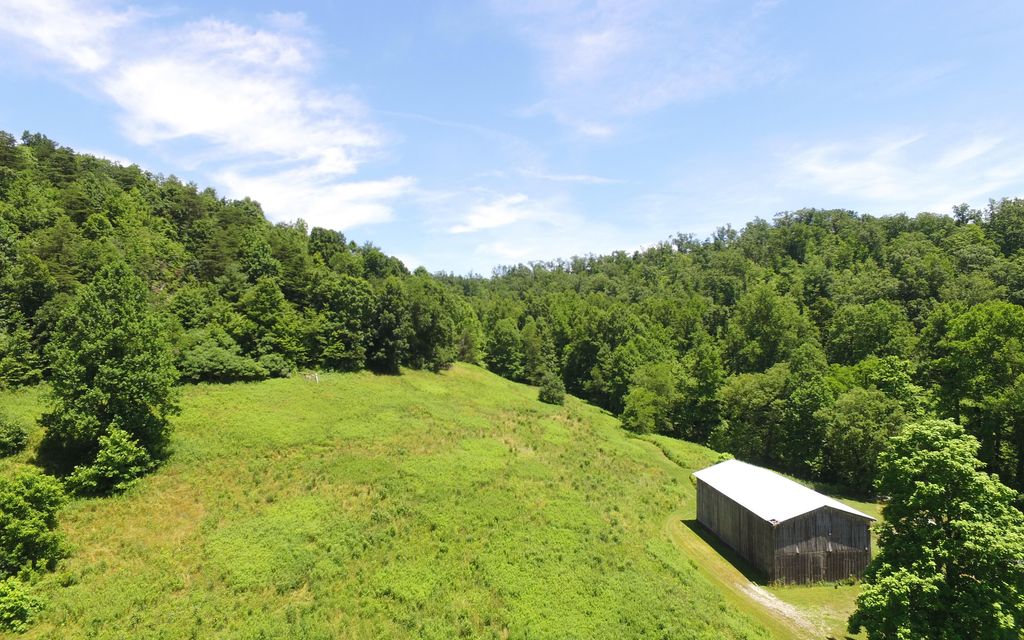 10 acres, Hazel Green, KY, Property ID 14016082 Land and Farm
