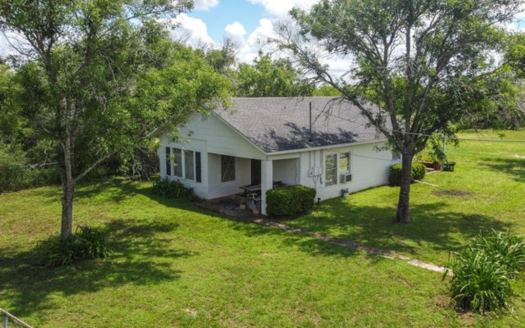 10.1 acres, San Antonio, TX, Property ID 13646884 Land and Farm